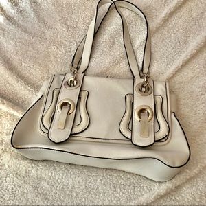 White shoulder bag